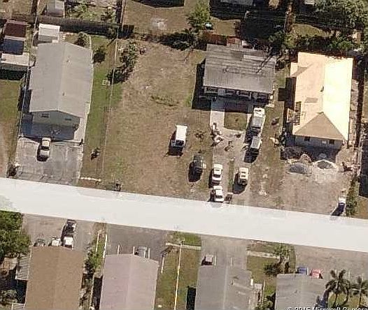 2nd image of 400 NE 30th Ct