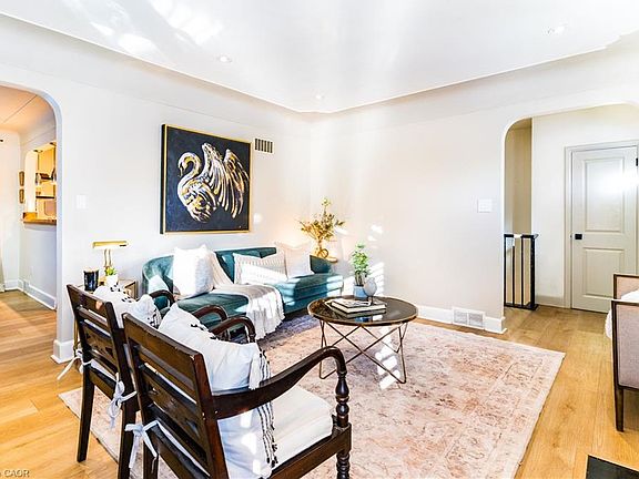 4th image of 3 Fallsview Rd