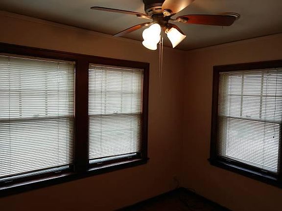5th image of 1901 D St APT C