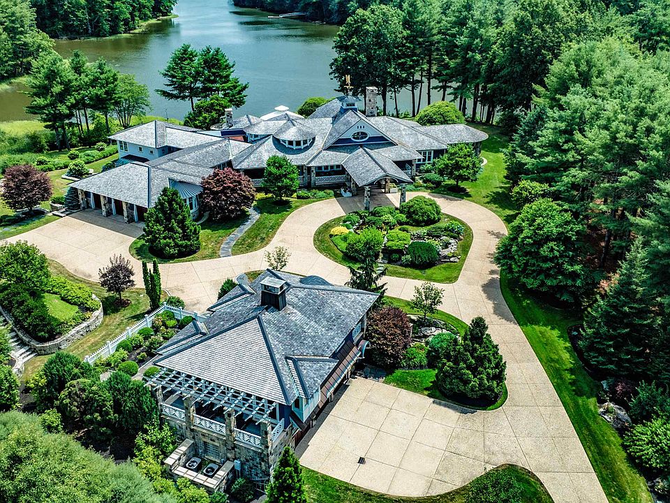 32 Wisteria Drive, Dover, NH 03820 | Zillow