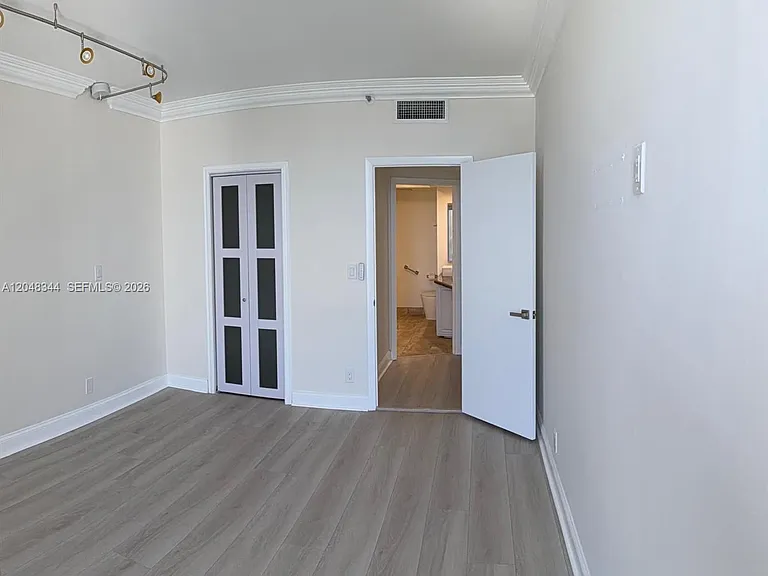 20281 E Country Club Dr #2104 — Photo 26