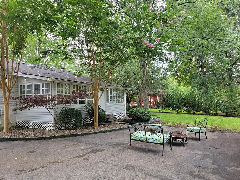 709 James Ave — Photo 26