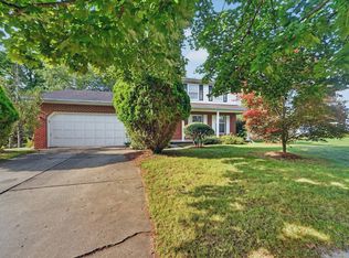 891 Moss Glen Cir, Haslett, MI 48840