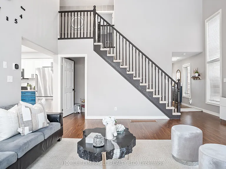 589 Sales Dr — Photo 40
