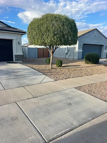 1932 W Pima Ave Photo 1