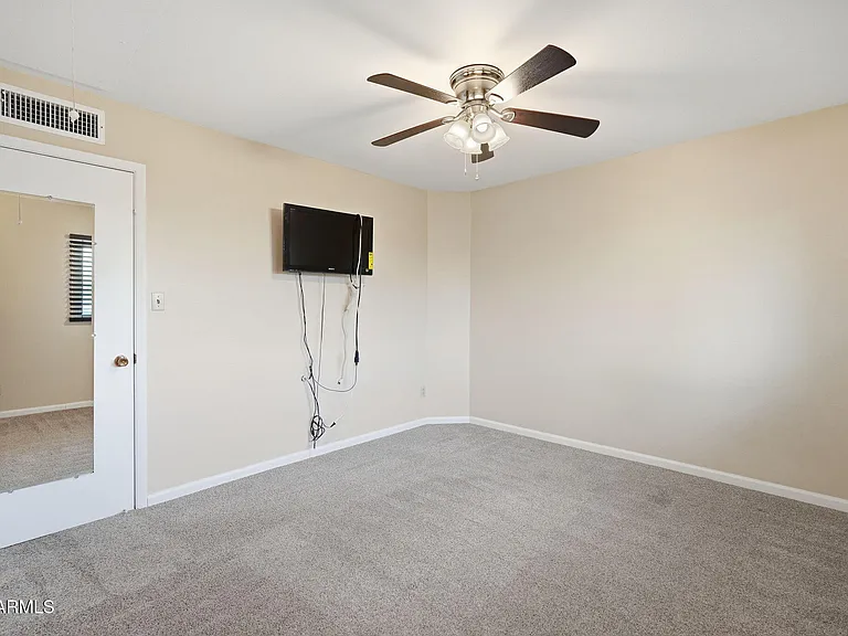 3937 S Mill Ave — Photo 21