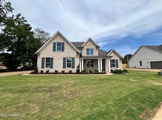 6790 Sunrise Loop E, Olive Branch, MS 38654