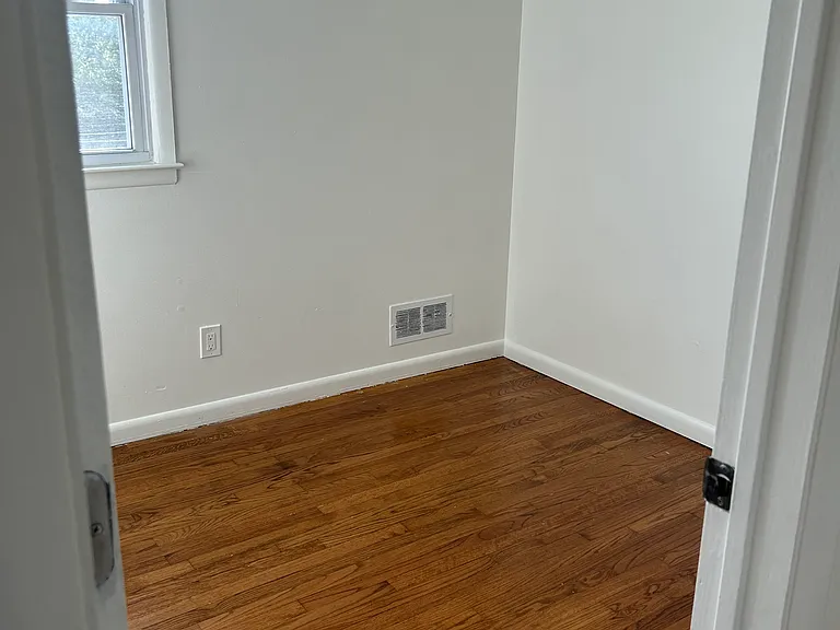 95 N 16th St #1 — Photo 9