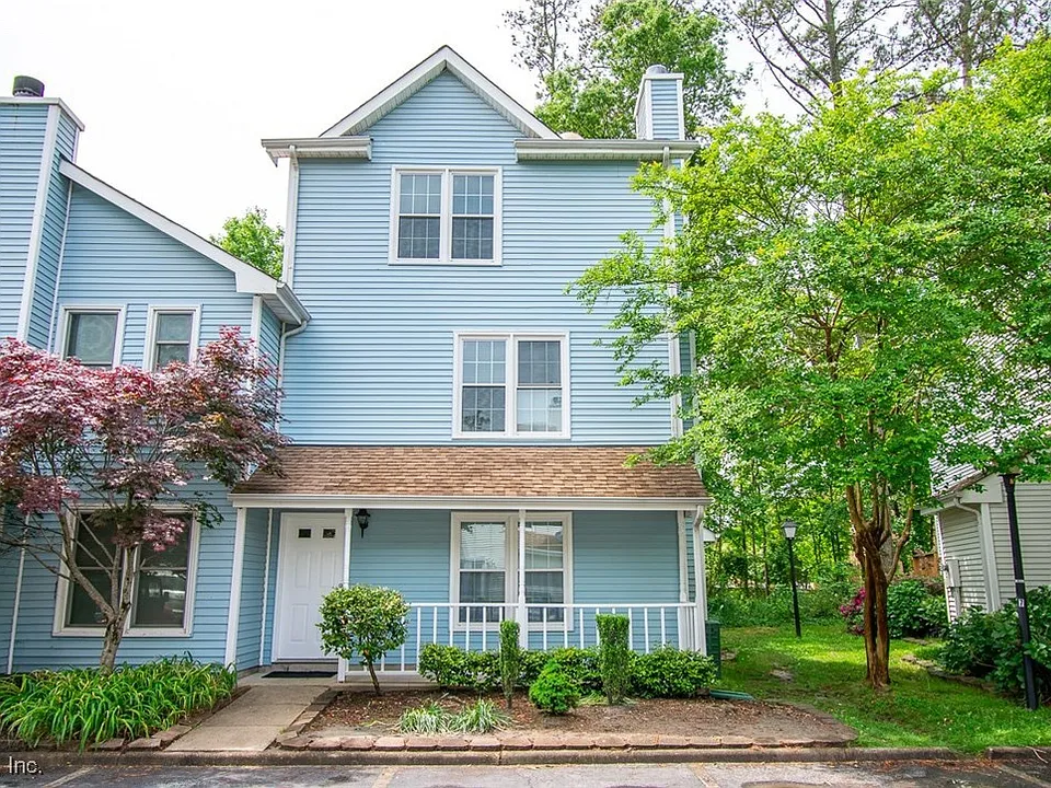 514 Pine Tops Ct