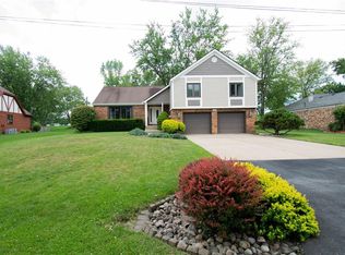 1717 Burning Tree Dr, Decatur, IL 62521