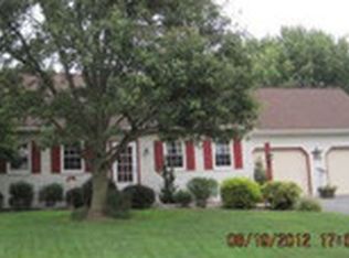 325 Pleasant View Dr, Willow Street, PA 17584