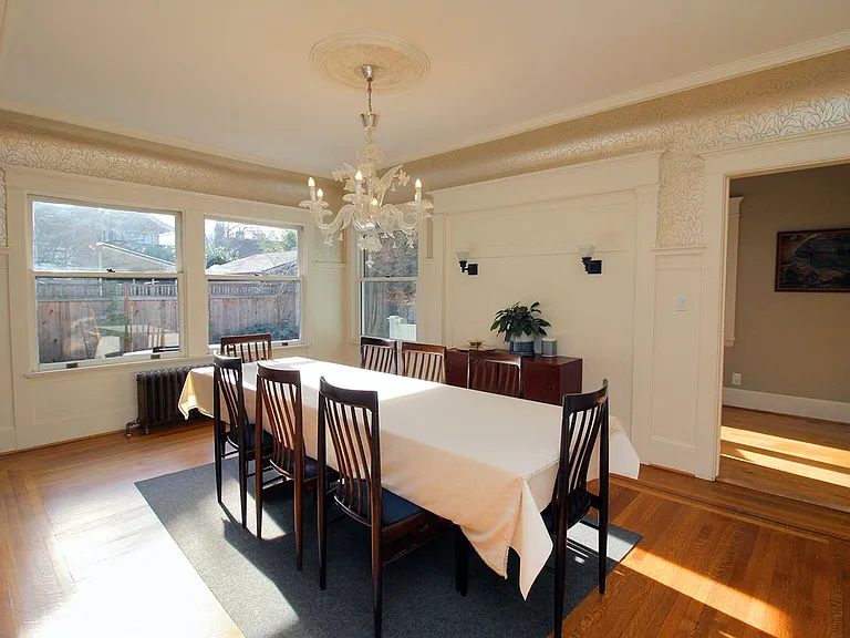 2343 NE 21st Ave — Photo 11