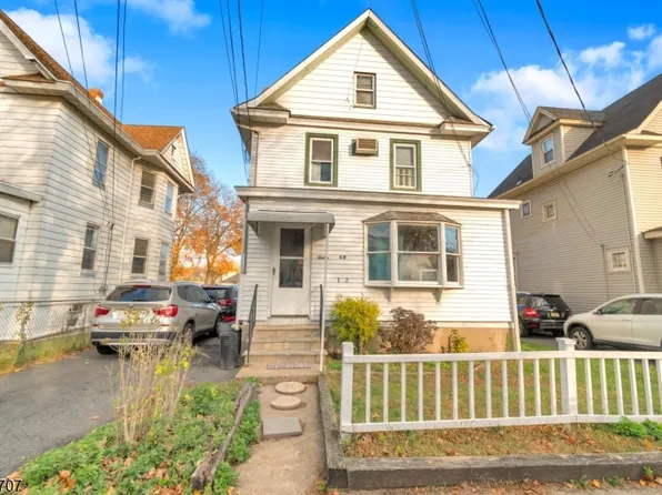 12 Lincoln Ave, Dover Town, NJ 07801