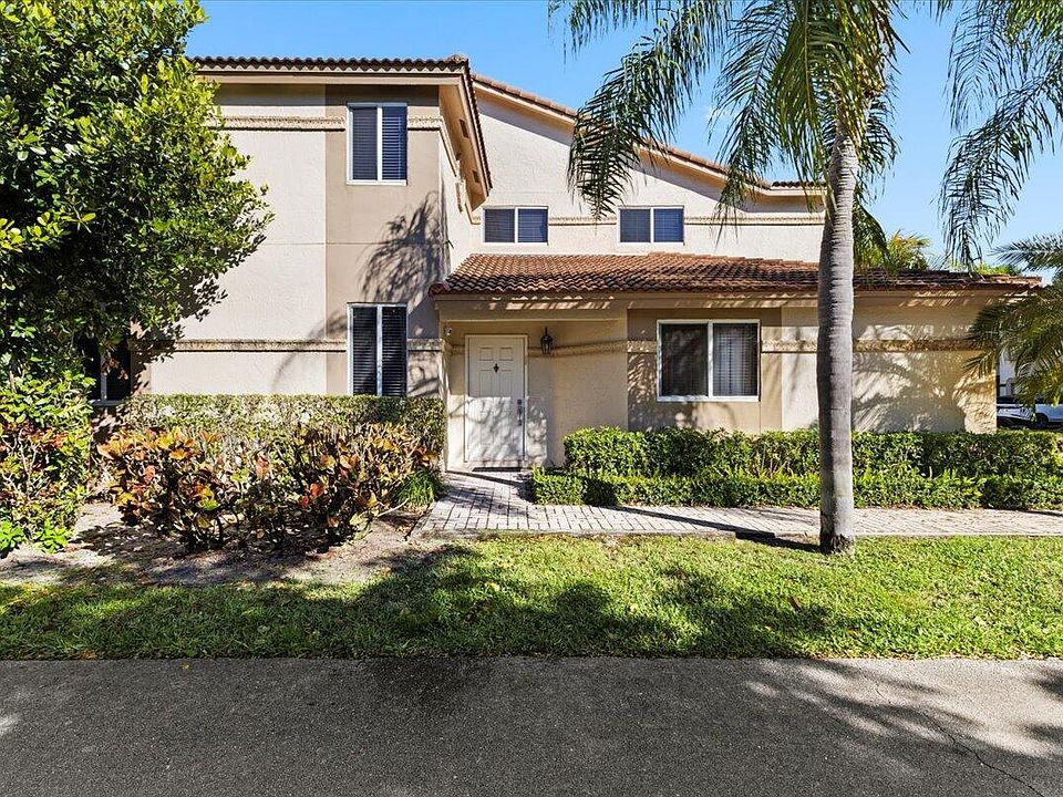 1st image of 6700 Via Regina