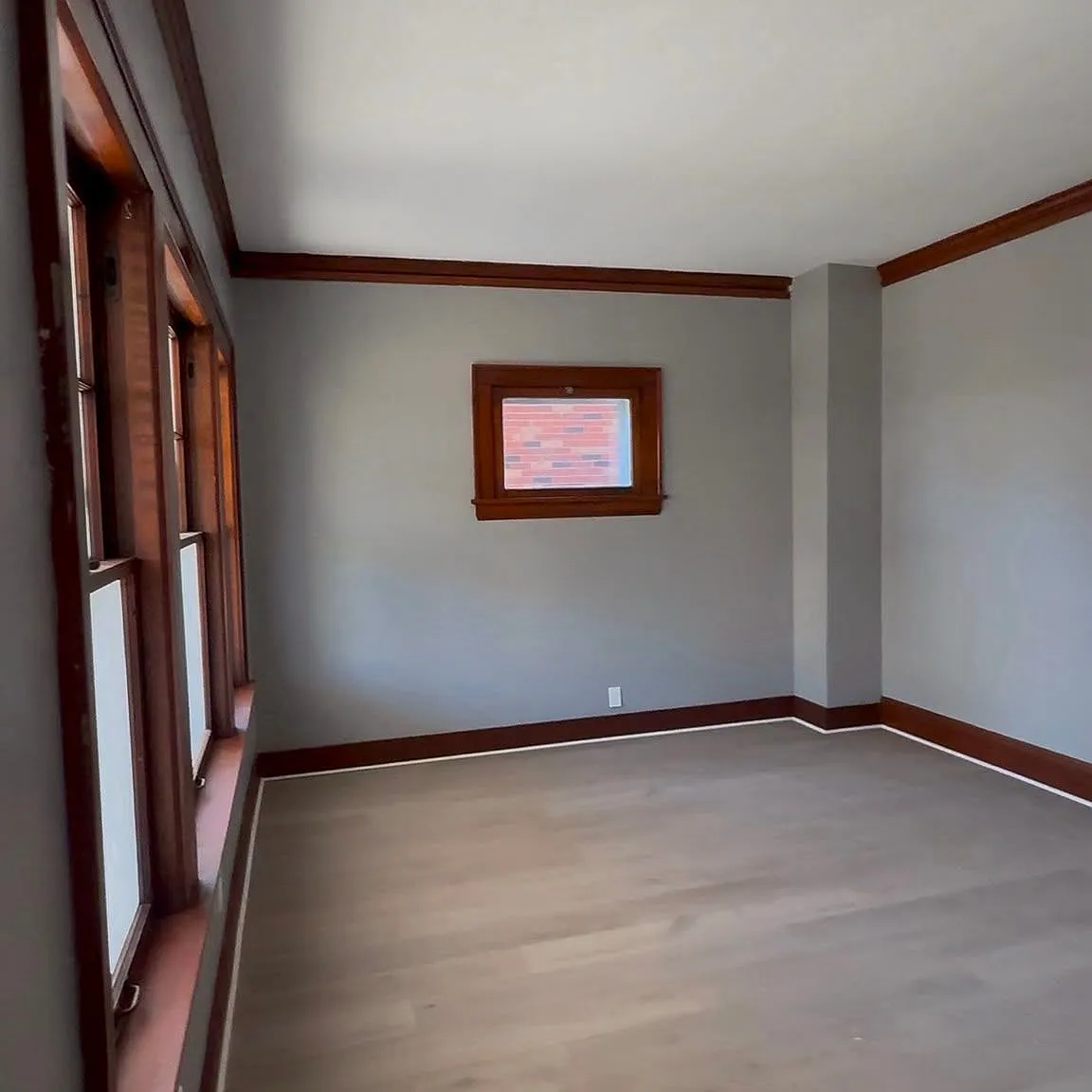 3 bed, 1.0 bath, 1230 sqft, $1,350 — Photo 2