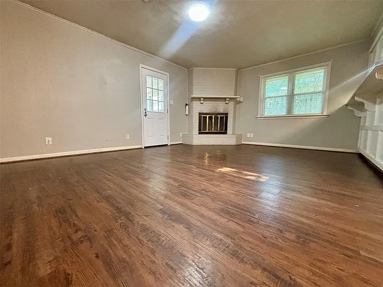 2013 Oaklawn Dr — Photo 4