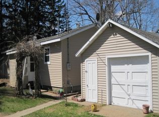 3130 Lake Helen Dr E, Rosholt, WI 54473