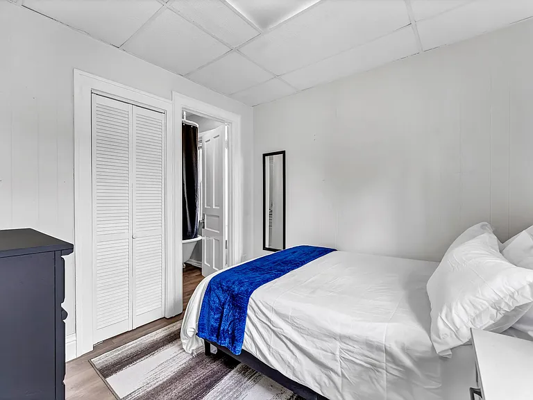 77 Union St #1 — Photo 10