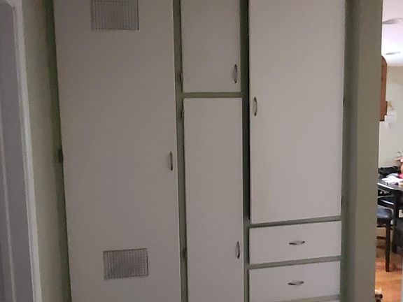 Tons of Cabinet space