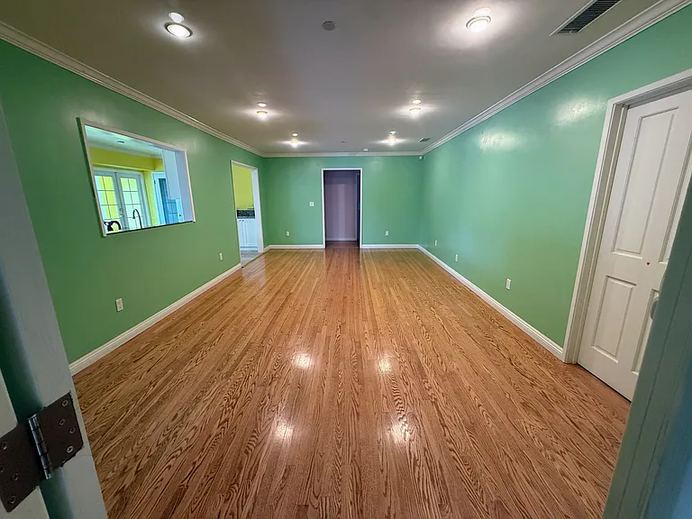 1162 Panorama Dr — Photo 3