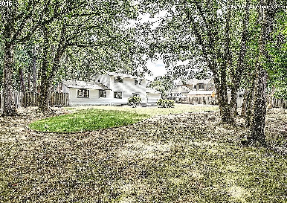 2nd image of 855 SE 59th Ave