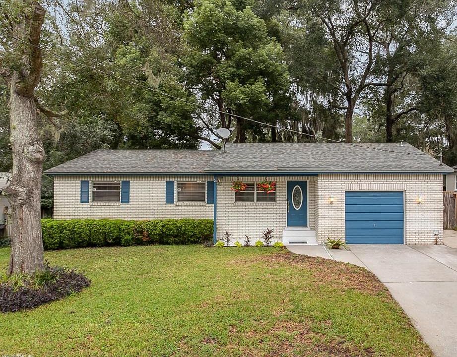 1st image of 413 Capricorn Ln