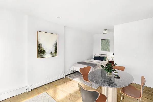 Rented by Freestone Property Group | media 7