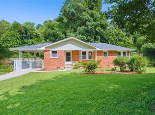 2483 Hunting Valley Dr, Decatur, GA 30033