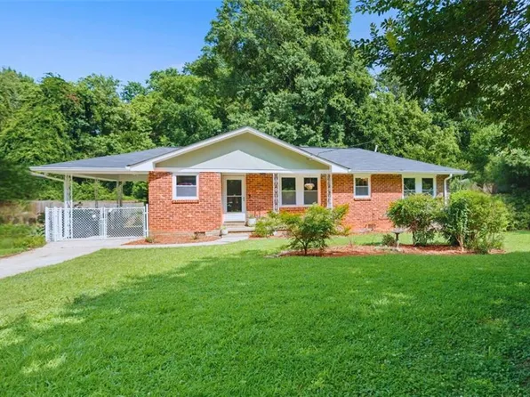 2483 Hunting Valley Dr, Decatur, GA 30033
