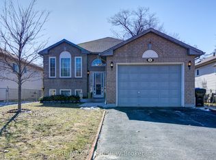 16 Glen Eton Rd, Wasaga Beach, ON L9Z 1E6