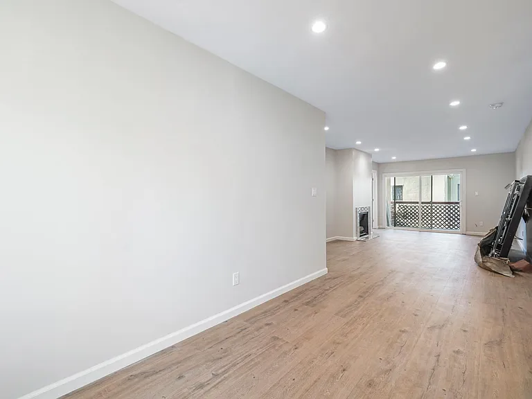 155 Pearl St #308 — Photo 10