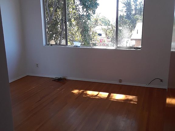 4th image of 7137 Saranac St #7137