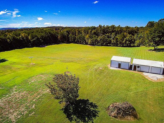 Detached gar./barn or wrkshp