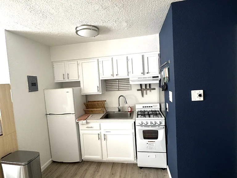 Amber Sky Apartments — Photo 7