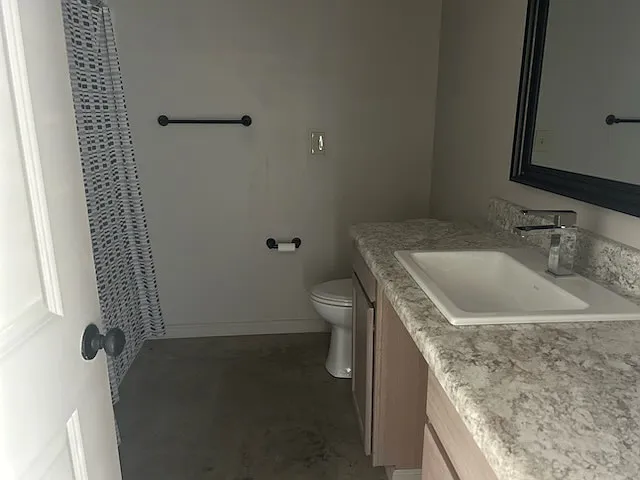 204 Barnett Cir — Photo 3
