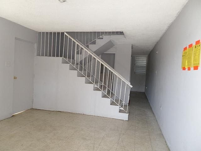 2nd image of 513 Calle Aceitillo