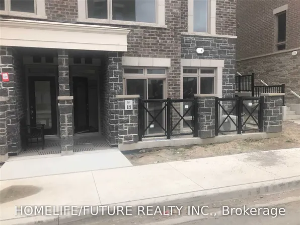 50 Dunsheath Way #621, Markham, ON L6B 1N3