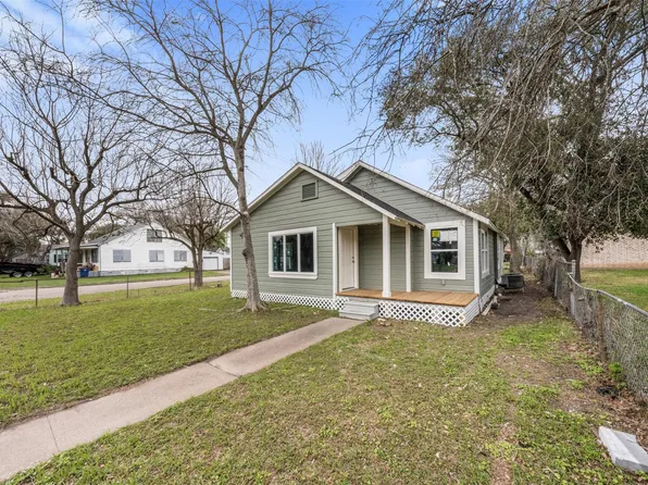 726 10th Ave N, Texas City, TX 77590