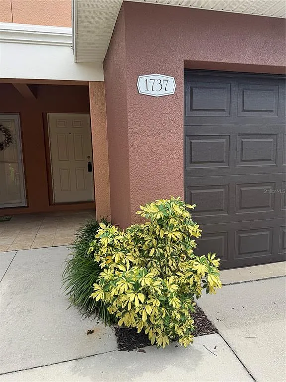 3 bed, 2.5 bath, 1602 sqft, $2,500 — Photo 3