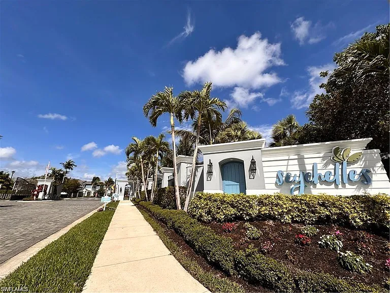 2646 Seychelles Cir #2701 — Photo 20