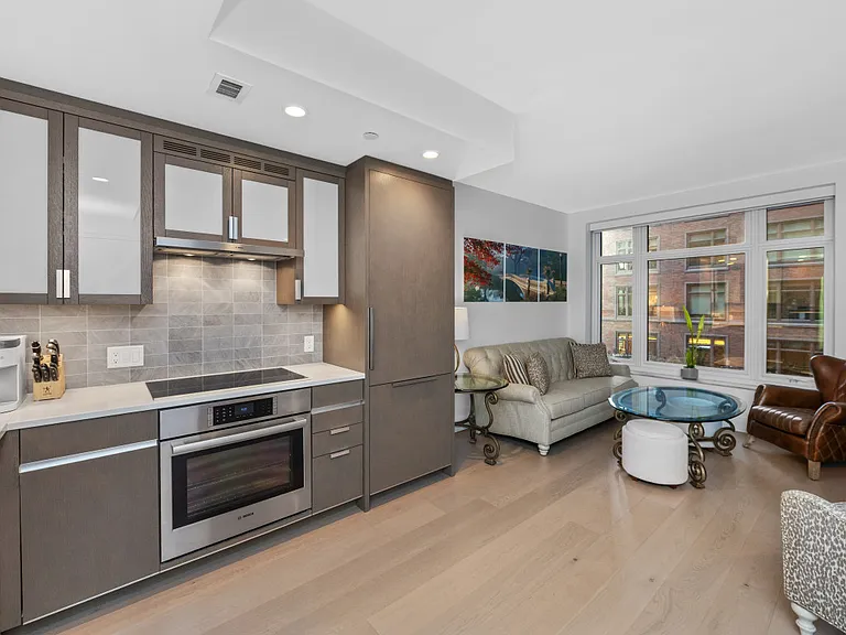 100 Lovejoy Wharf #5L — Photo 7