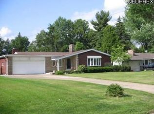 3666 Polley Dr, Austintown, OH