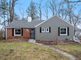 1212 Loeser Ave, Jackson, MI