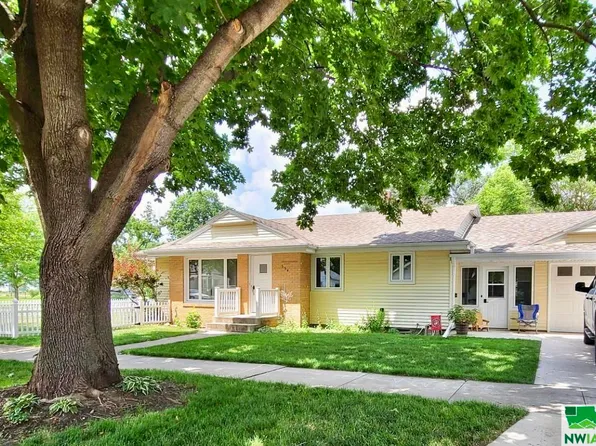 554 Bailey Ct, Cherokee, IA 51012