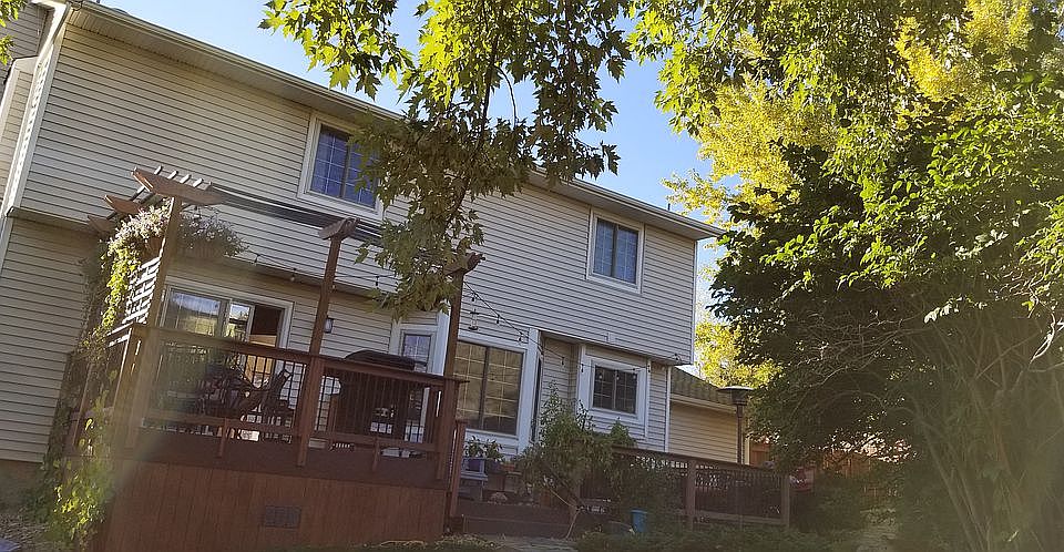 2nd image of 5045 Champagne Dr