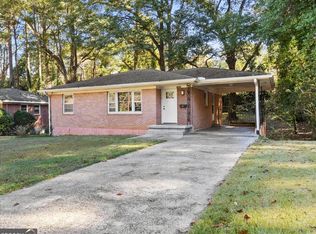 2382 Ridgecrest Ln, East Pt, GA 30344