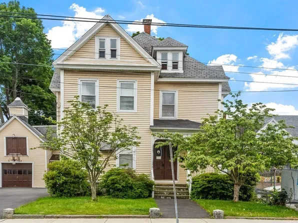 486 Westford St, Lowell, MA 01851