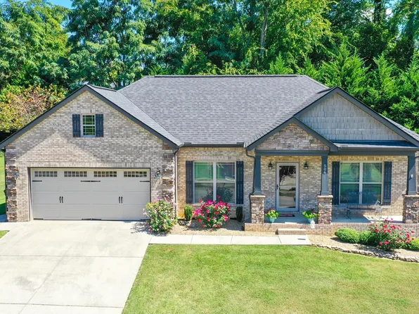 506 Katerina Dr, Morristown, TN 37814