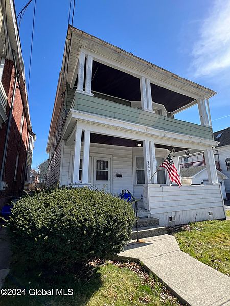 2nd image of 2166 13th Street