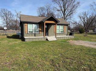 407 N Vann St, Pryor, OK 74361